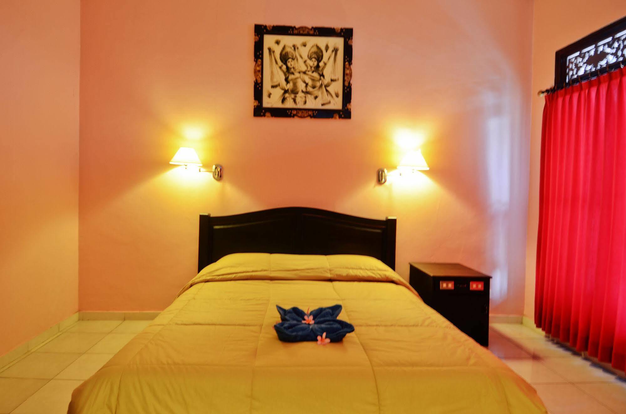 Pesona Beach Inn Kuta Lombok Eksteriør bilde